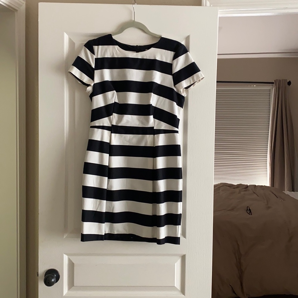 H&M dress size 10. Worn once.